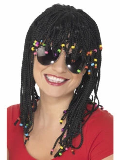 Gevlochten Pruik Zwart Met Kralen -CarnavalKast Winkel 600x800 2172