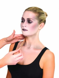 Prikkeldraad Nepwond -CarnavalKast Winkel 600x800 3687